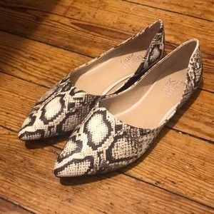 Franco Sarto Flats